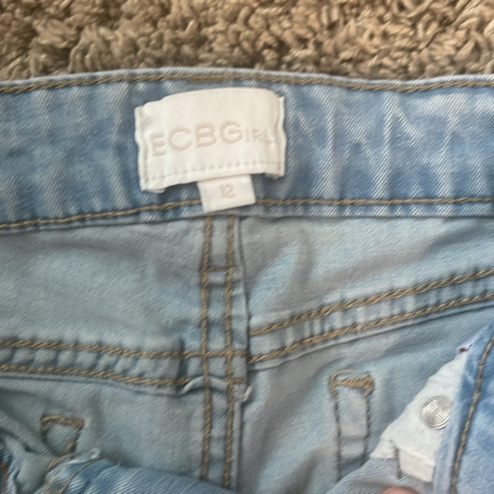 Girls jean shorts - Picture 3 of 6
